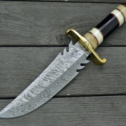 Bowie Knife Damascus Steel Blade Buffalo Horn Handle With Leather Sheath