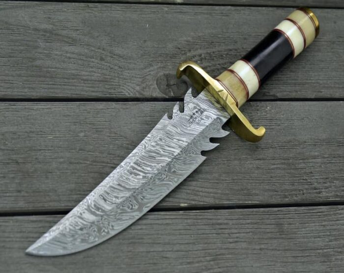 Bowie Knife Damascus Steel Blade Buffalo Horn Handle With Leather Sheath