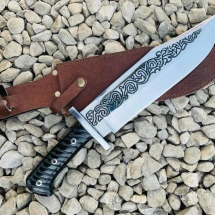 Hunting Knife With Stylish Etching On Blade With Leather Sheath